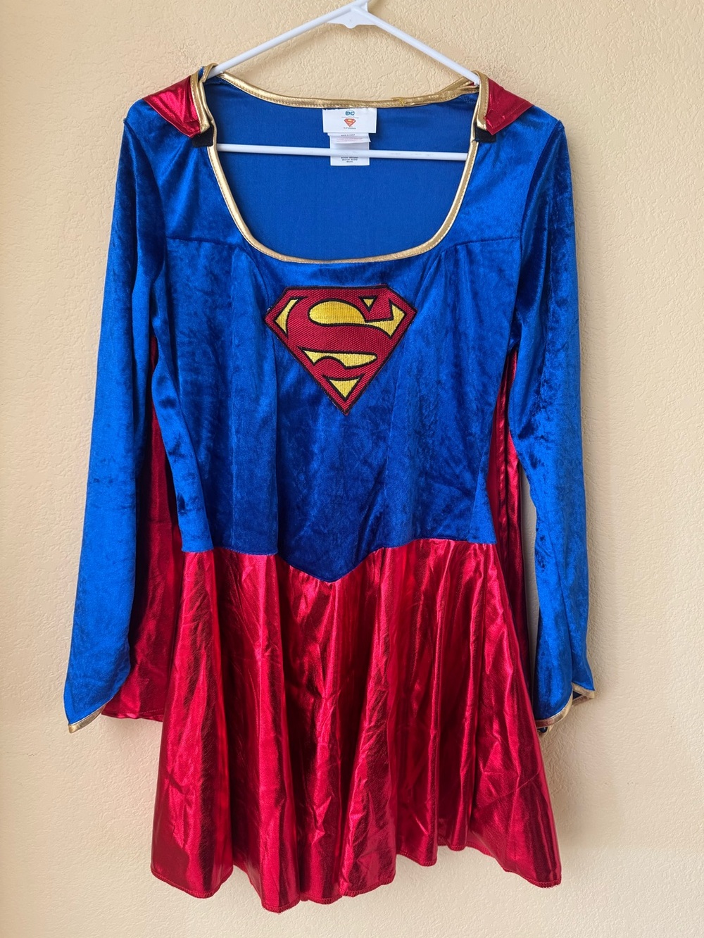 Super Girl Dres Costume with Boot Covers Belt and Head Piece Size Medium